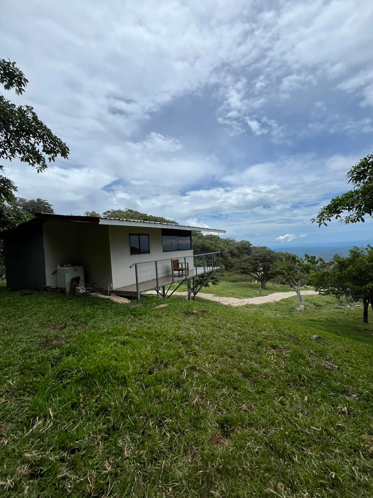 Fotografía de 🌿🌊 ¡PROPIEDAD EN VENTA EN CHASSOUL, PIEDADES SUR! 🏡- Green Land Realty en Piedades Sur